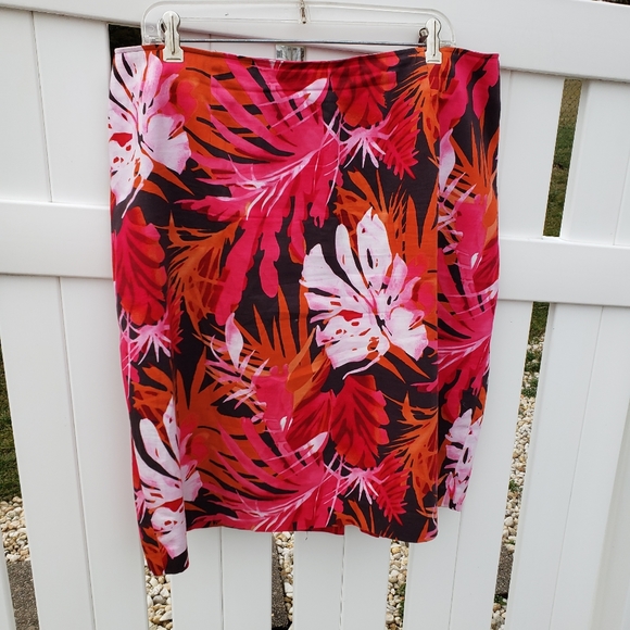 Jones NY Bright Floral Spring Stretch Skirt 18W - Picture 7 of 8